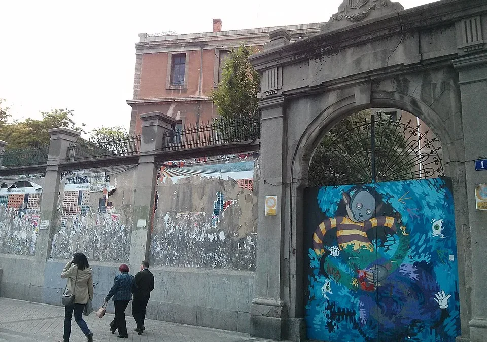 Ante la crisis de los centros sociales