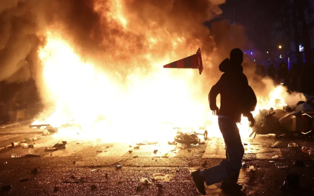 Entre el humo de un incendio que no hemos provocado
